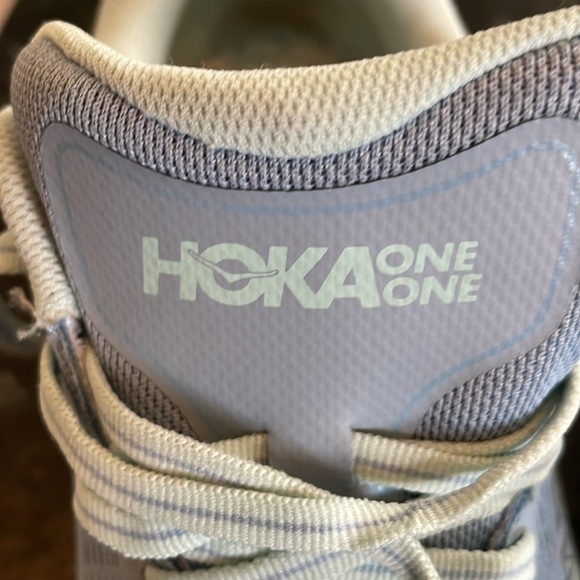 Hoka women’s sneakers, size 8.5 - Picture 6 of 6